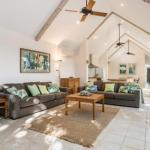 12 Childe Street Byron Bay Absolute Belongil Summerhouse - Yamba Accommodation 0