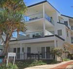 Unit 2 Beach Gallery 9 Andrew Street Point Arkwright 500 BOND LINEN SUPPLIED - Yamba Accommodation