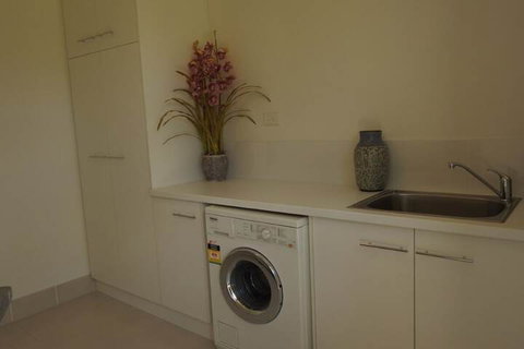 Sanctuary In The Valley - Yamba Accommodation 1