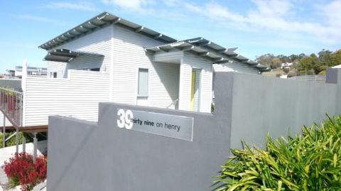 Stylish Holiday Unit - Yamba Accommodation 6
