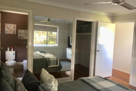 Kellys Bnb - Yamba Accommodation 3