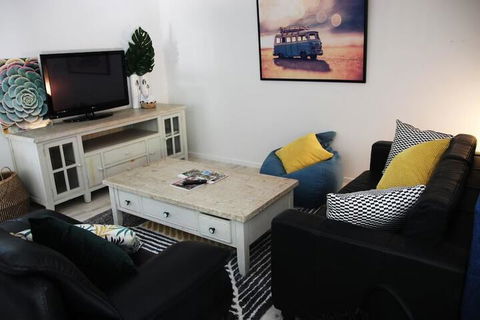 Yeppoon Beachhouse - Hostel - Yamba Accommodation 4