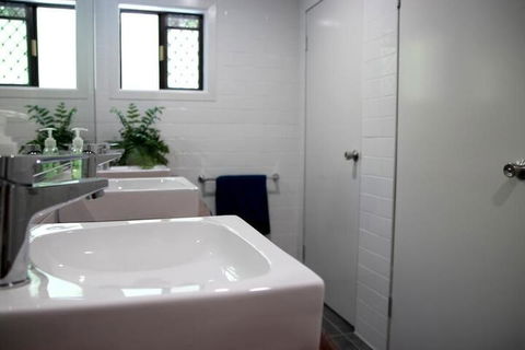 Yeppoon Beachhouse - Hostel - Yamba Accommodation 5