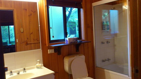 Greenwood Cabin In Kangaroo Valley - Yamba Accommodation 2