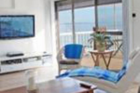 Waterfront Port Noarlunga - Yamba Accommodation 0