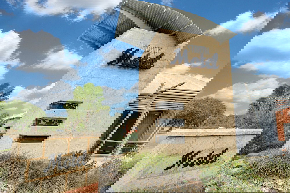 Lake Plains SA Yamba Accommodation