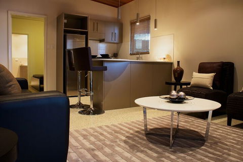 Mia Mia Executive Apartments - Yamba Accommodation 7
