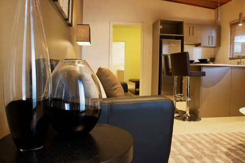 Mia Mia Executive Apartments - Yamba Accommodation 4