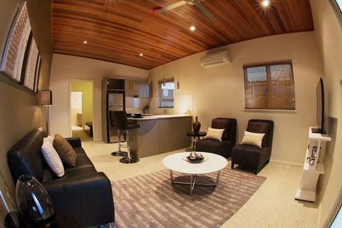 Mia Mia Executive Apartments - Yamba Accommodation 1