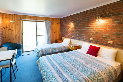 Kookaburra Motor Lodge - Yamba Accommodation 2