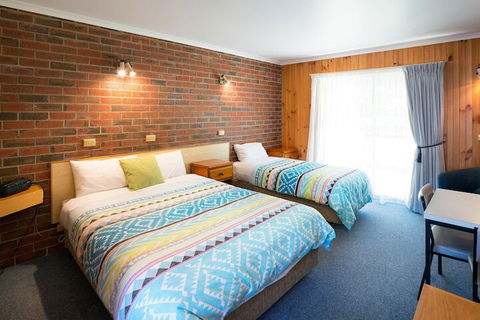 Kookaburra Motor Lodge - Yamba Accommodation 5