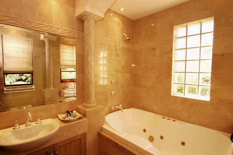 Victoria's At Wategos - Yamba Accommodation 7