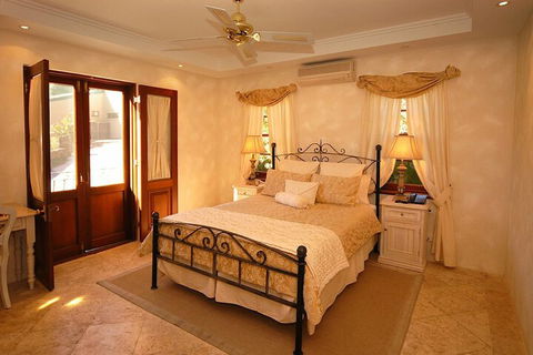 Victoria's At Wategos - Yamba Accommodation 6