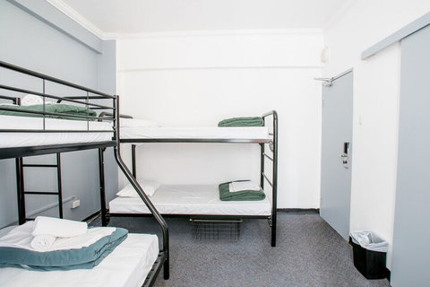 Westend Backpackers Hostel - Yamba Accommodation 5