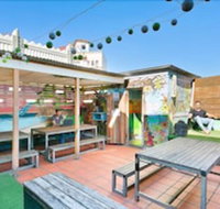 Funk House Backpackers - Yamba Accommodation