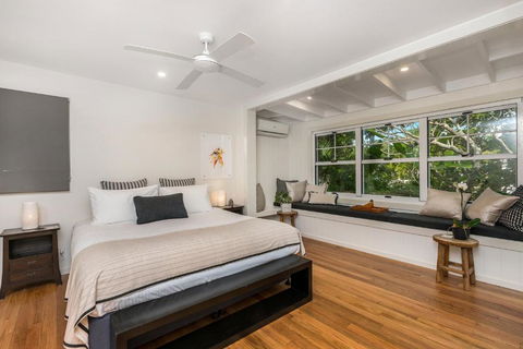 Aaman & Cinta Luxury Villas - Yamba Accommodation 5
