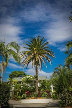 Byron Lakeside Holiday Apartments - Yamba Accommodation 2