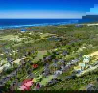 Byron Lakeside Holiday Apartments - Yamba Accommodation