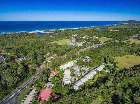Byron Lakeside Holiday Apartments - Yamba Accommodation 0
