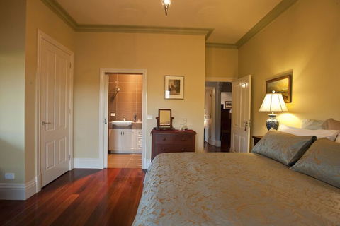 Tallawarra B & B - Yamba Accommodation 7