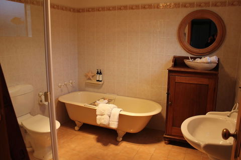 Boathouse - Birks River Retreat - Birks Harbour - Yamba Accommodation 4