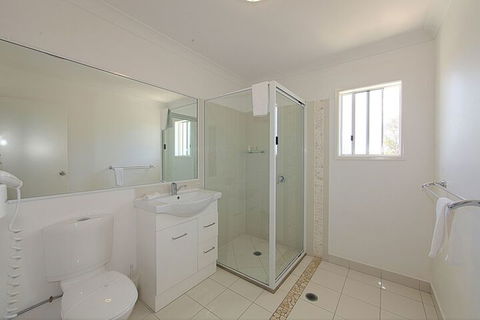 Alexandra Apartments - Yamba Accommodation 6