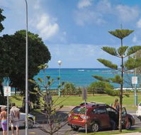 Pipis on the beach - Yamba Accommodation