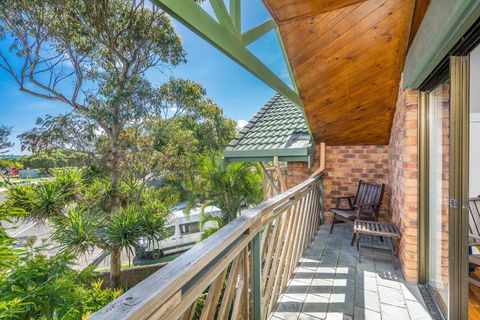 Balcony On Lawson - Yamba Accommodation 1