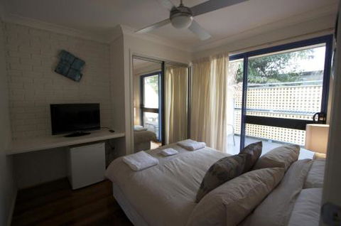 Belongil Beach Apartment - Yamba Accommodation 4