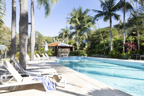 The Oasis Apartments And Treetop Houses - Yamba Accommodation 4