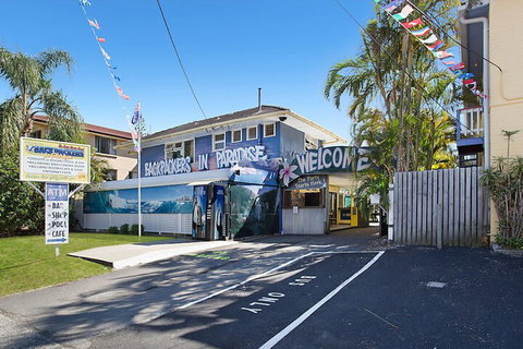 Backpackers In Paradise Resort - Yamba Accommodation 1