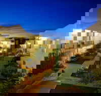 Hawthorn Gardens Serviced Apartments - Yamba Accommodation