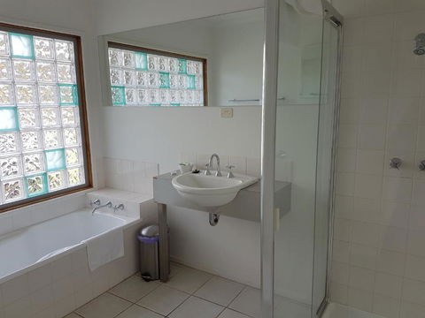 Classic Retreat - Yamba Accommodation 3