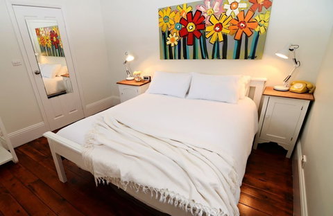 Thelma's Temora - Yamba Accommodation 1