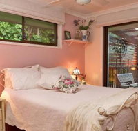 Manitzky Magic Home with Heart - Yamba Accommodation