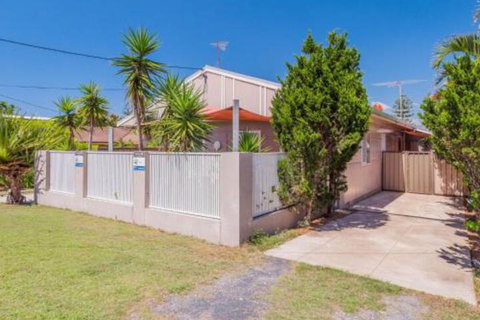 Yamba Daze Sunset Pet Friendly - Yamba Accommodation 4