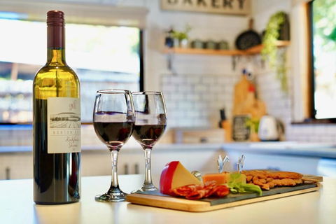 Cedar Country Retreat - Yamba Accommodation 2
