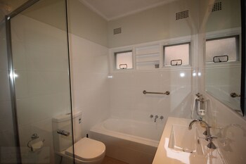 Fairways Close - Yamba Accommodation 4