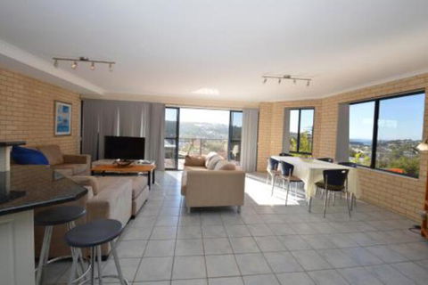 Aegean Blue - Yamba Accommodation 0