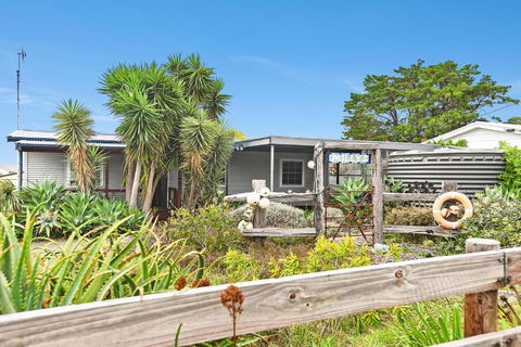 Millys At Middleton Pet Friendly - Yamba Accommodation 4