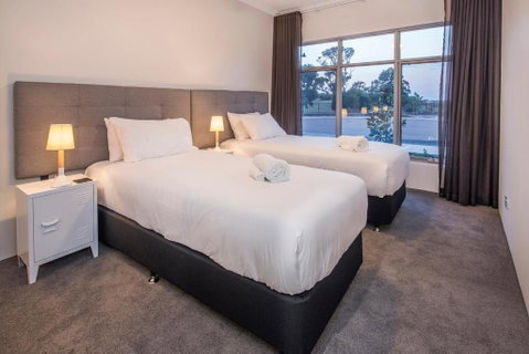 Cabots Click - Yamba Accommodation 1