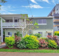 Easy Going Holiday Unit on McKenzie MK6 - Yamba Accommodation