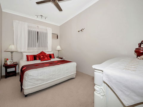 Unique Tropical Rainforest Getaway - Yamba Accommodation 5