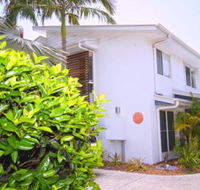FANTASTIC HOLIDAY UNIT in a PERFECT LOCATION - Yamba Accommodation