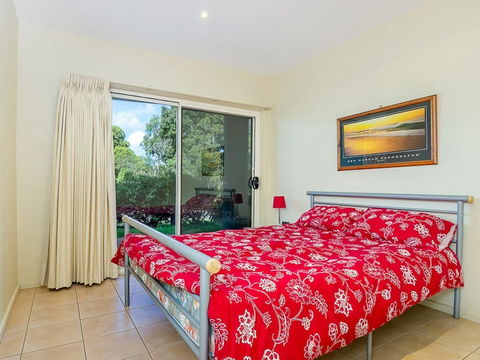 121 At The Waves - Yamba Accommodation 5