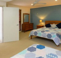 Blue Water Retreat Downstairs - Yamba Accommodation