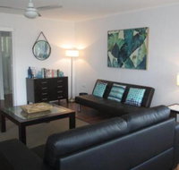 Charming Beach House - Yamba Accommodation