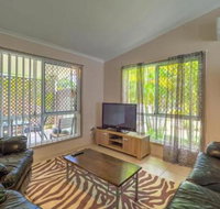 Affordable Holiday Home - Yamba Accommodation