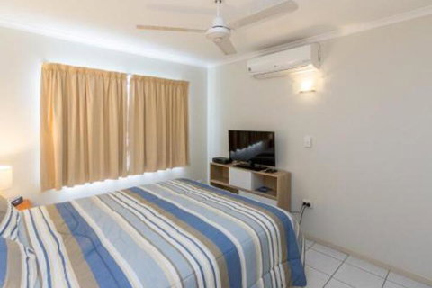 Comfy & Cosy Ground Floor Unit - Yamba Accommodation 6