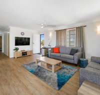 Comfy  Cosy Upstairs - Yamba Accommodation